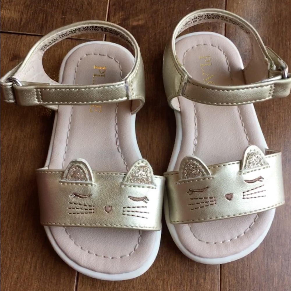 Children’s Place Cat Face Metallic Sandals Size 6t